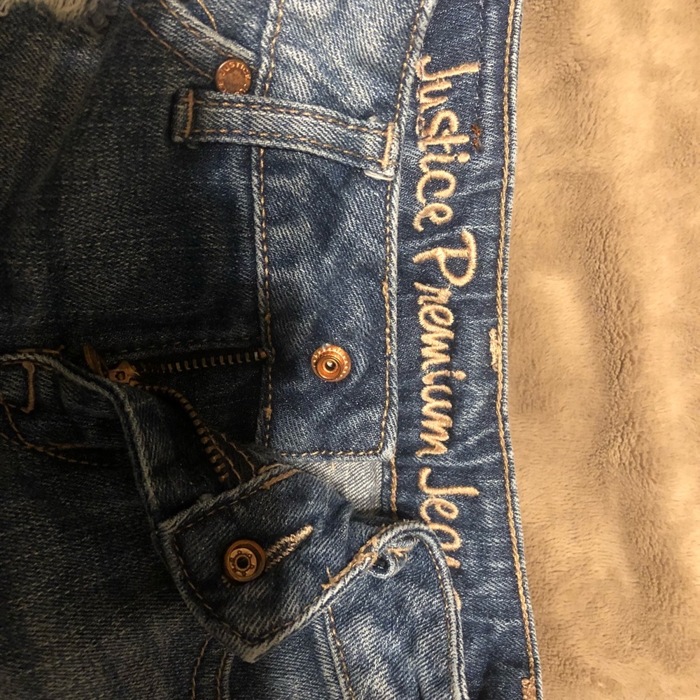 Justice girls distressed denim shorts size 6 - Picture 4 of 4